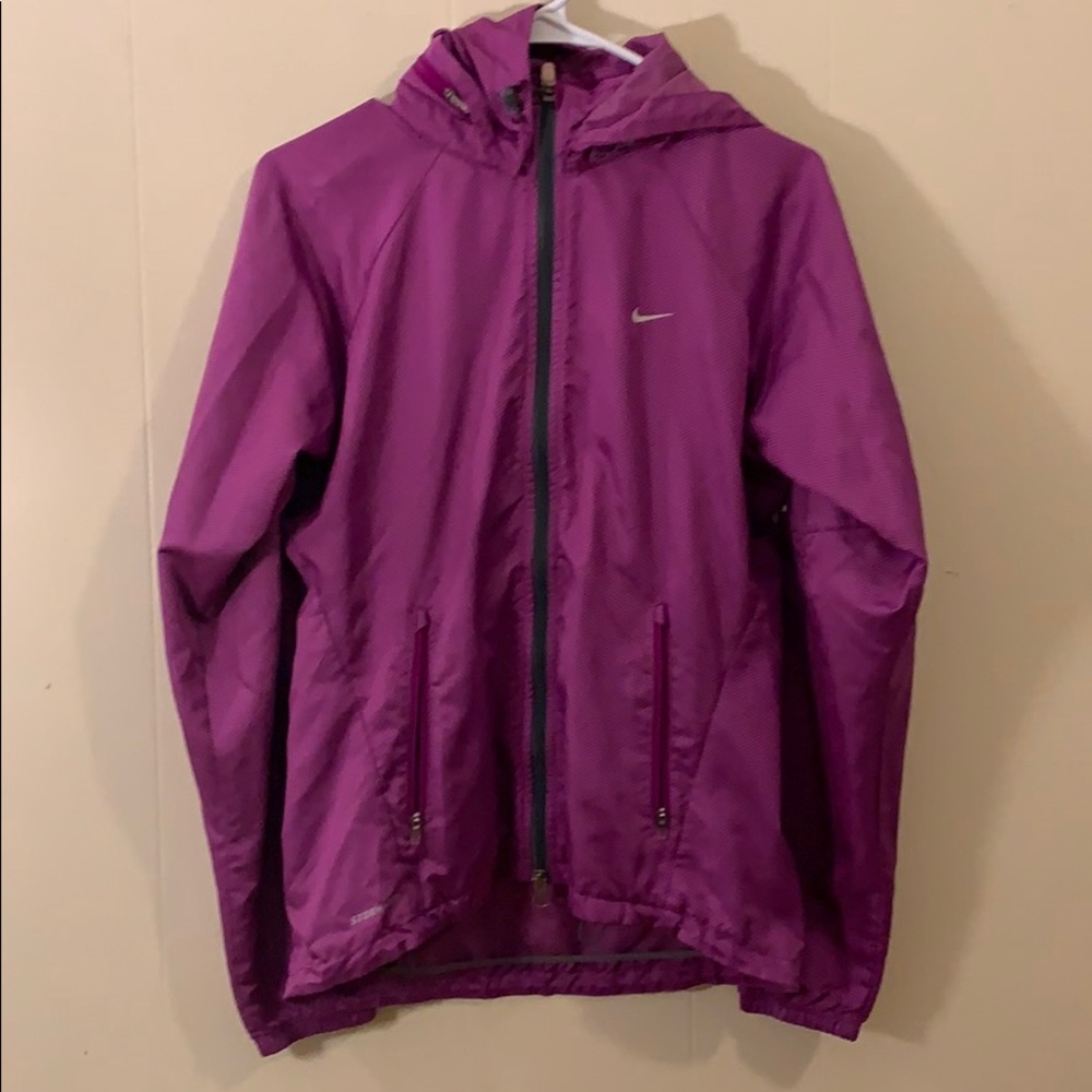 Nike wind breaker